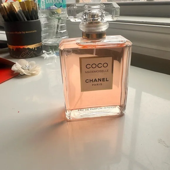 CHANEL Coco Mademoiselle Intense Spray - Amber Hue - Picture 4 of 7